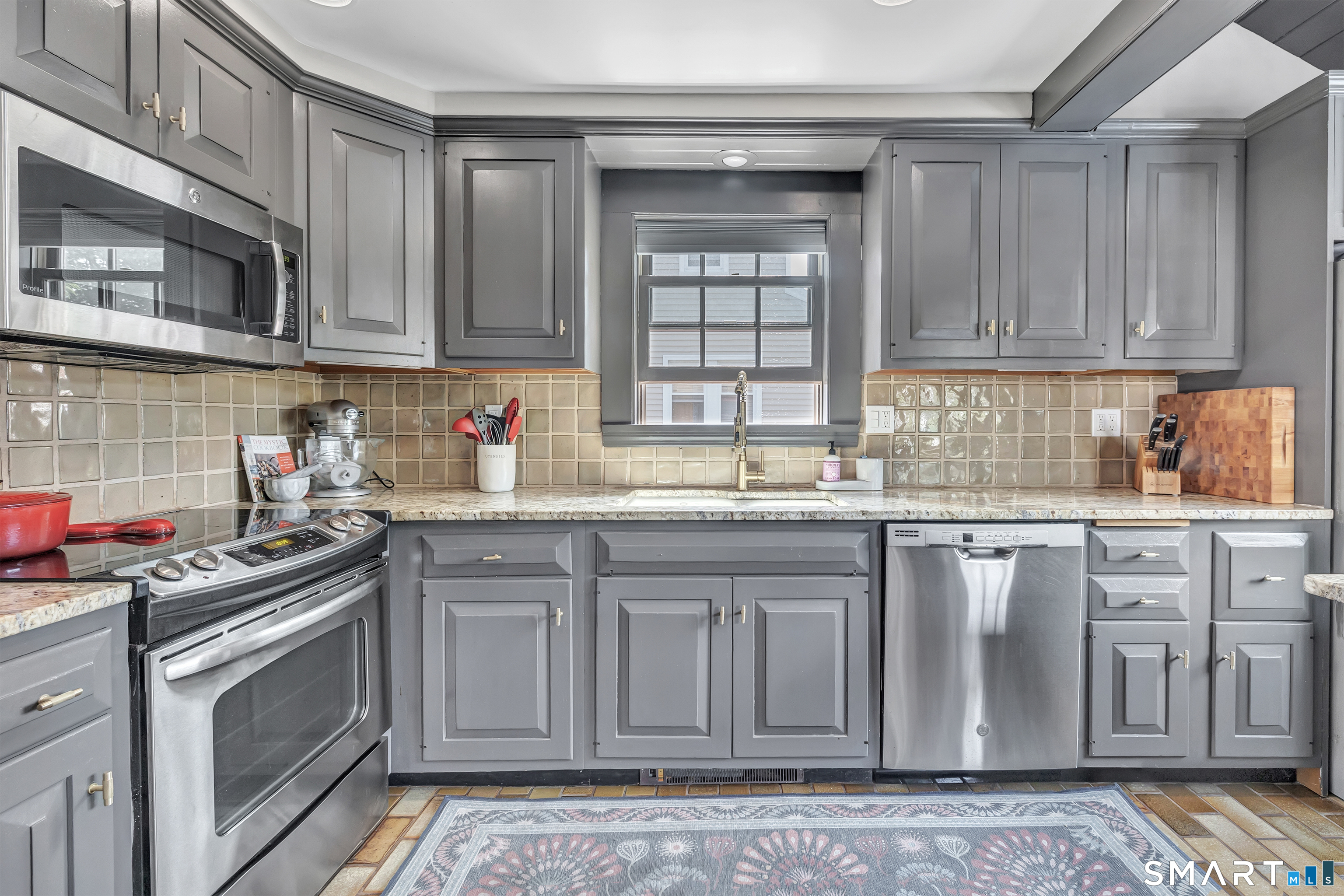 535 Wilcoxson Avenue Stratford CT 06614