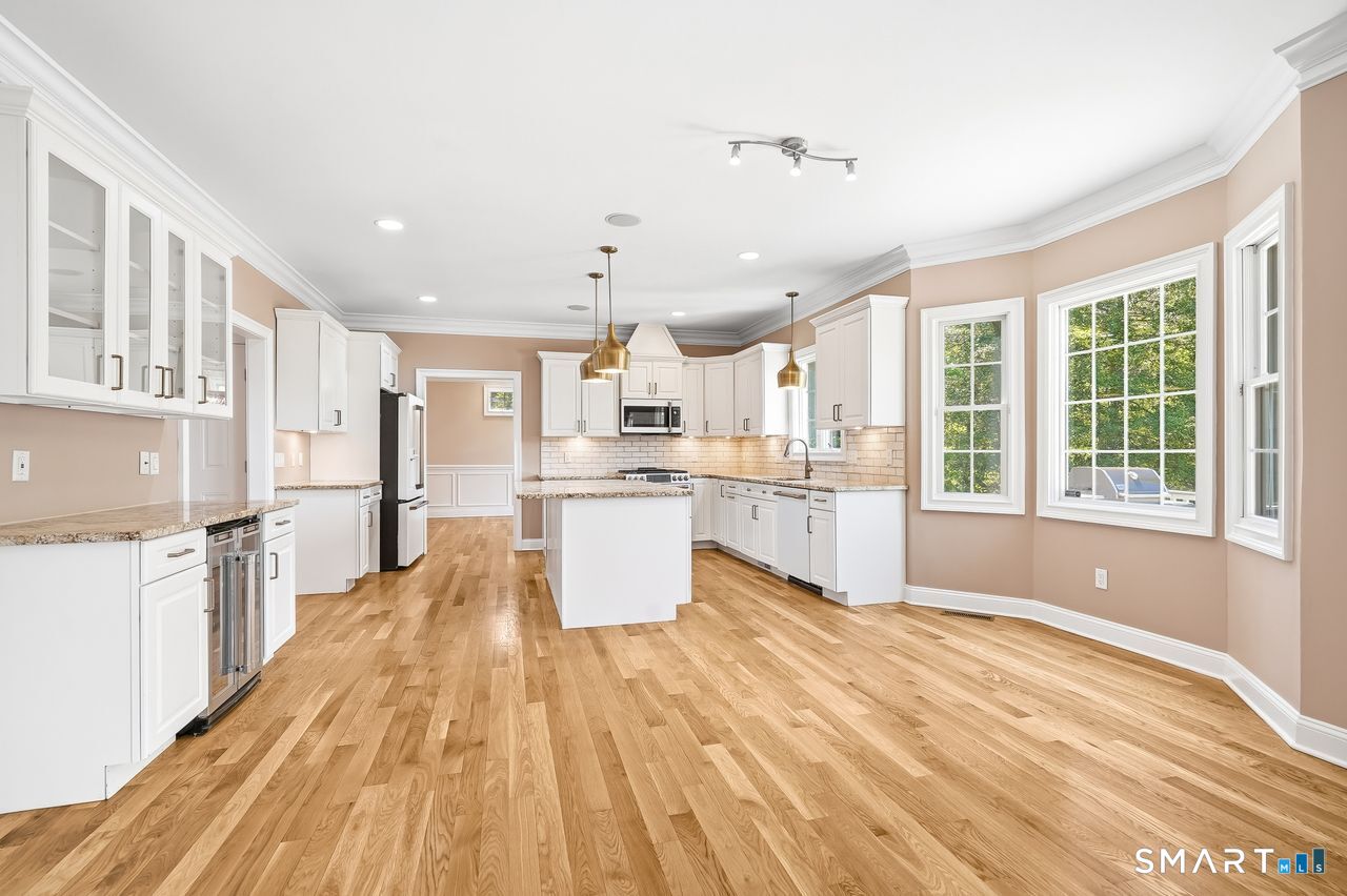 154 North Street Milford CT 06460