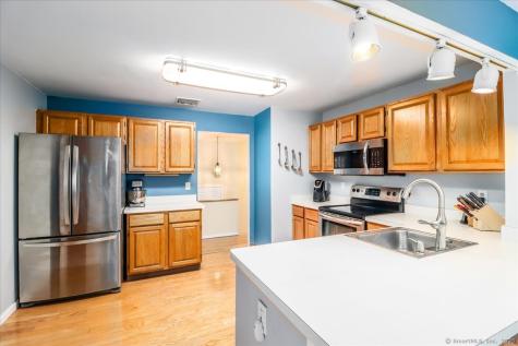 33 Green Pasture Road Bethel CT 06801