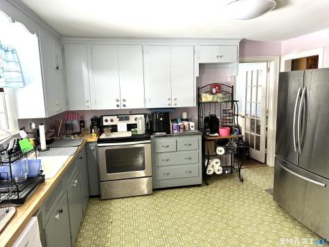 28 Glendale Avenue Berlin CT 06037