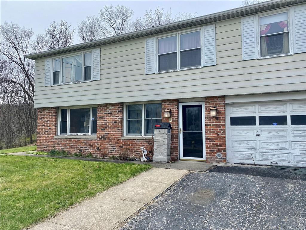 32 Nina Court Waterbury CT 06704