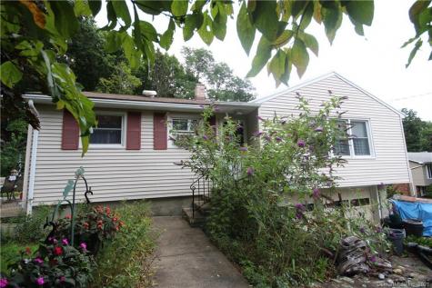 137 Cheshire Road Prospect CT 06712