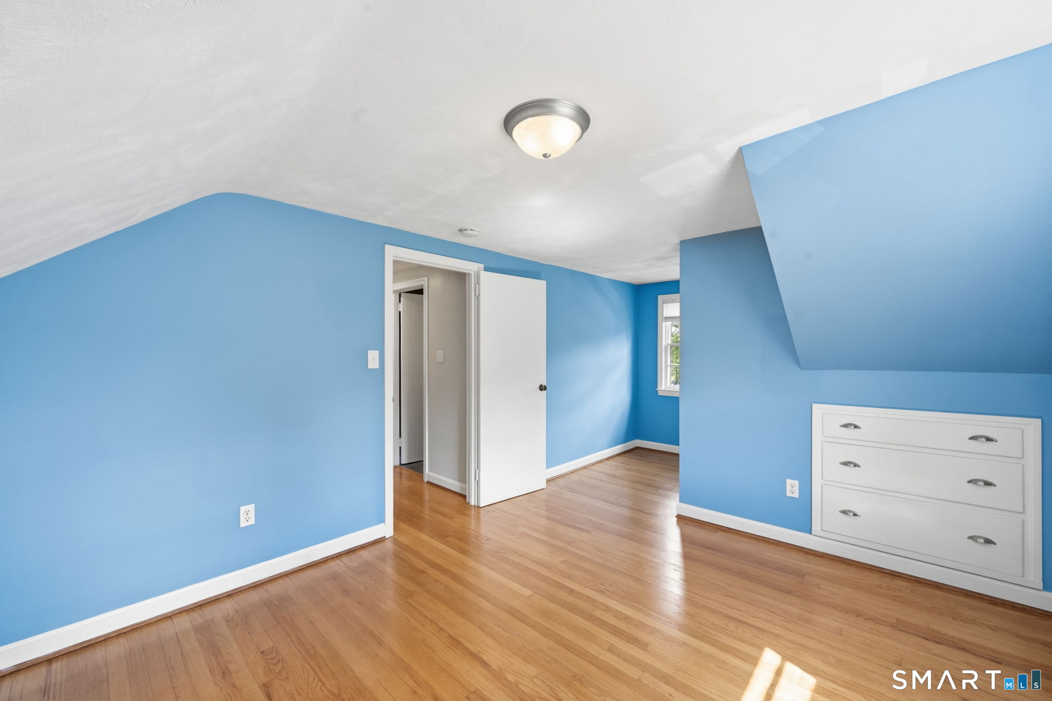 189 South Main Street East Granby CT 06026