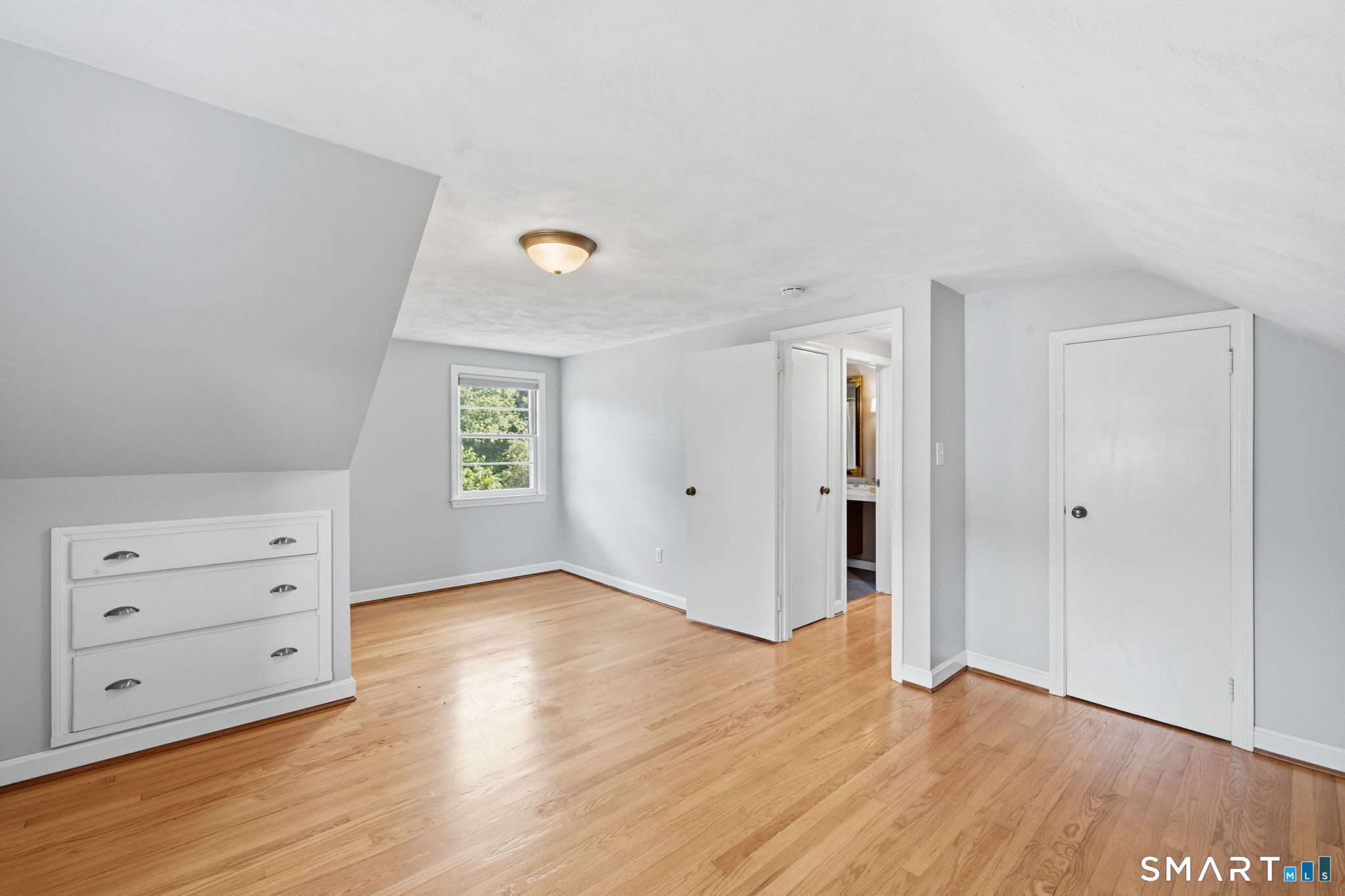 189 South Main Street East Granby CT 06026
