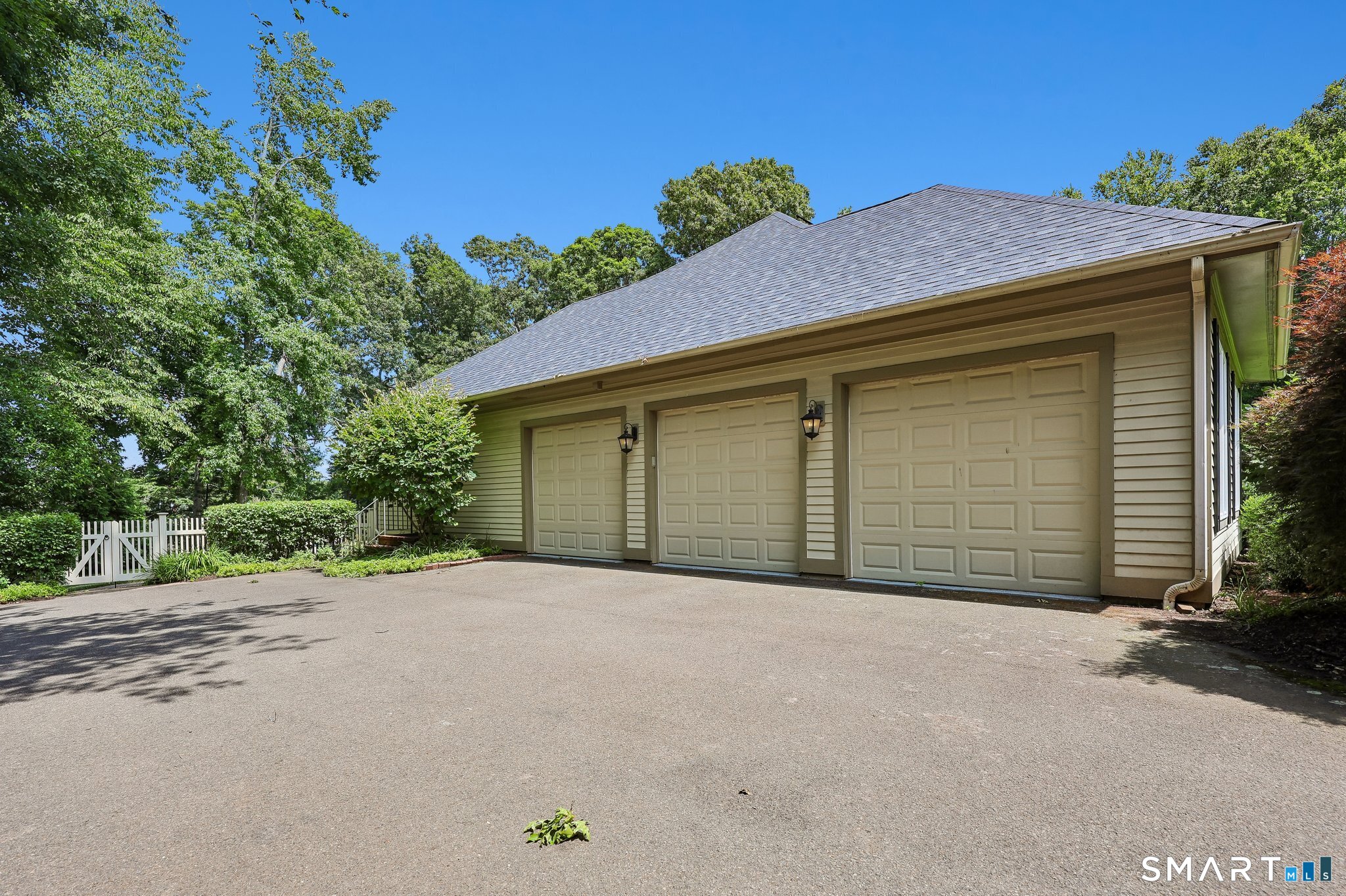 72 Strawberry Hill Road Madison CT 06443