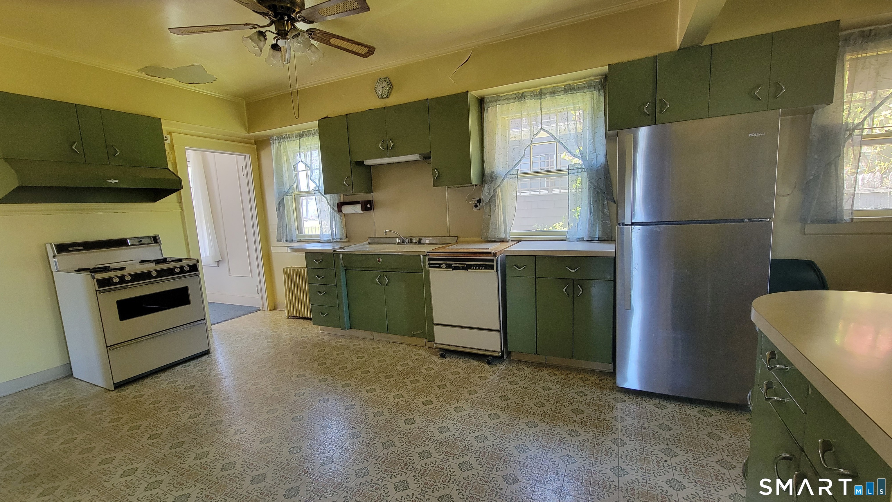 3460 Main Street Bridgeport CT 06606