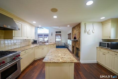 7 Hadik Parkway Norwalk CT 06854