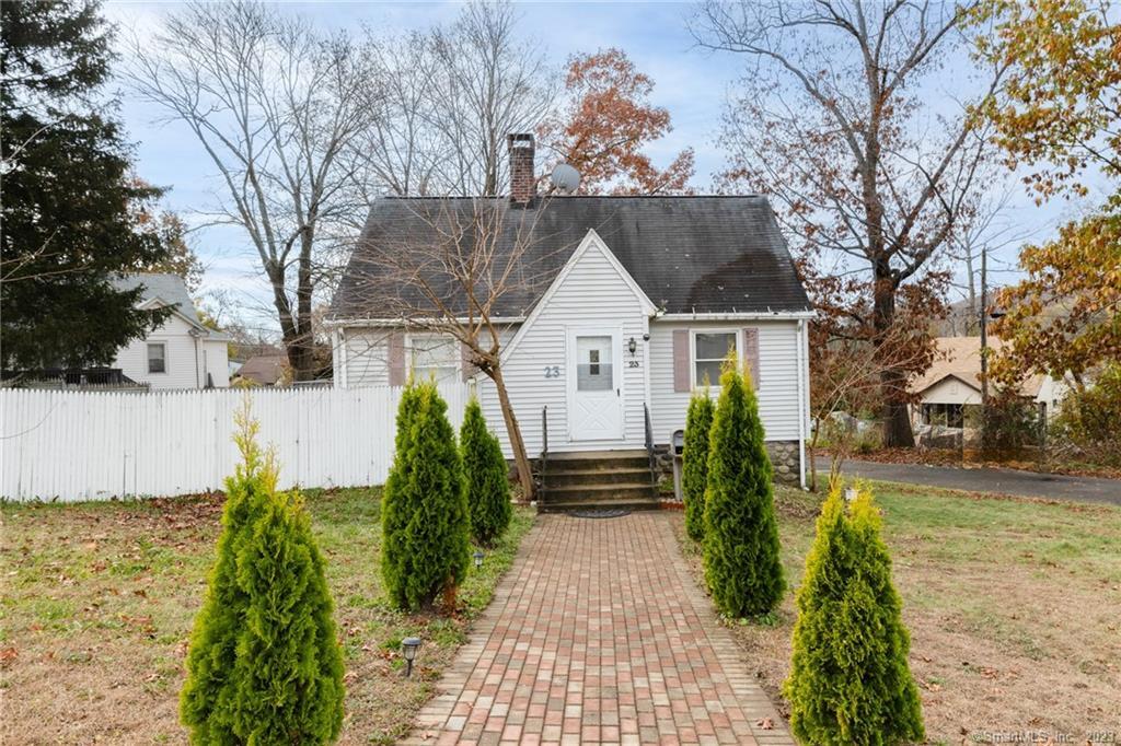 23 Gates Avenue Waterbury CT 06705