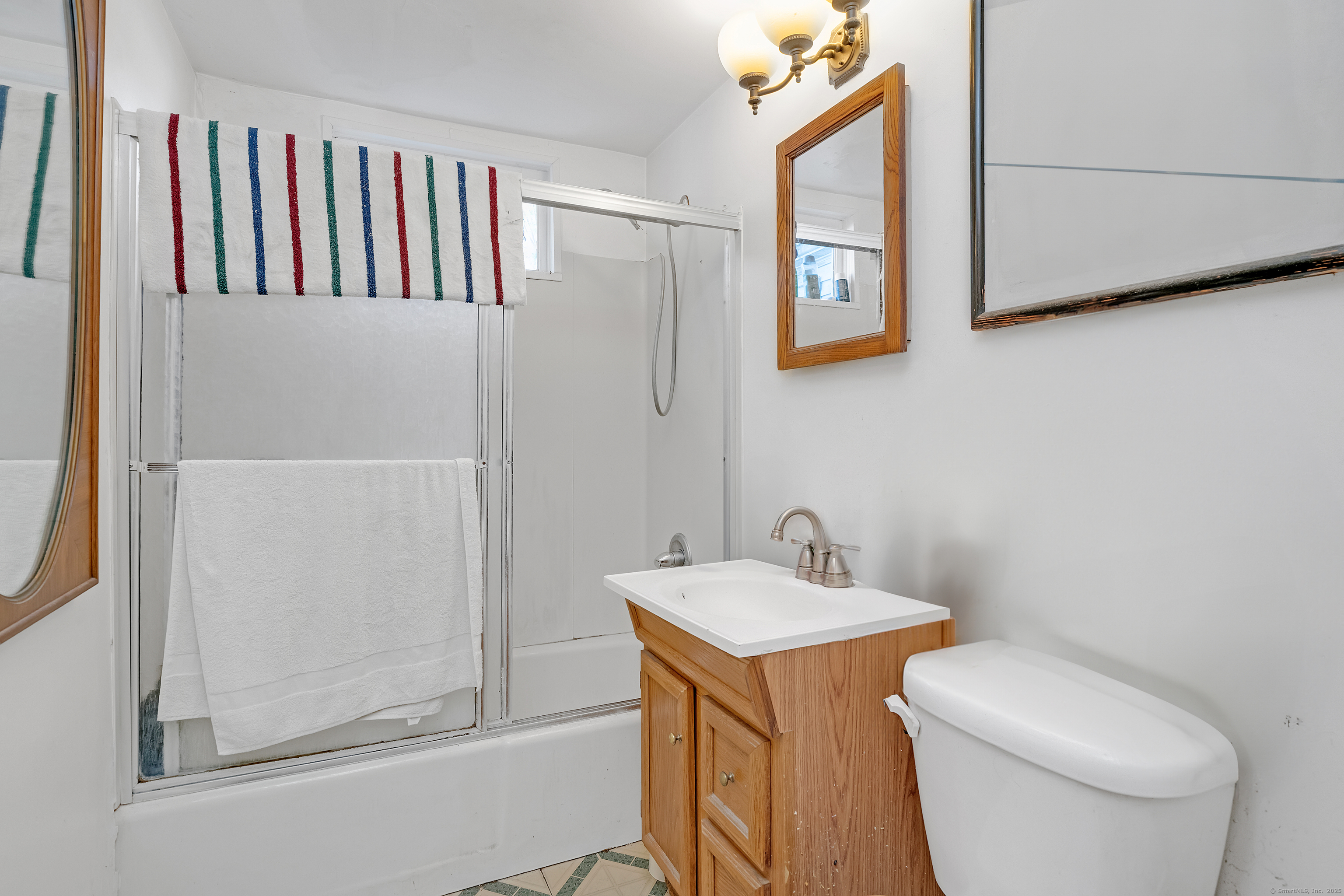 66 Middle Drive East Hartford CT 06118