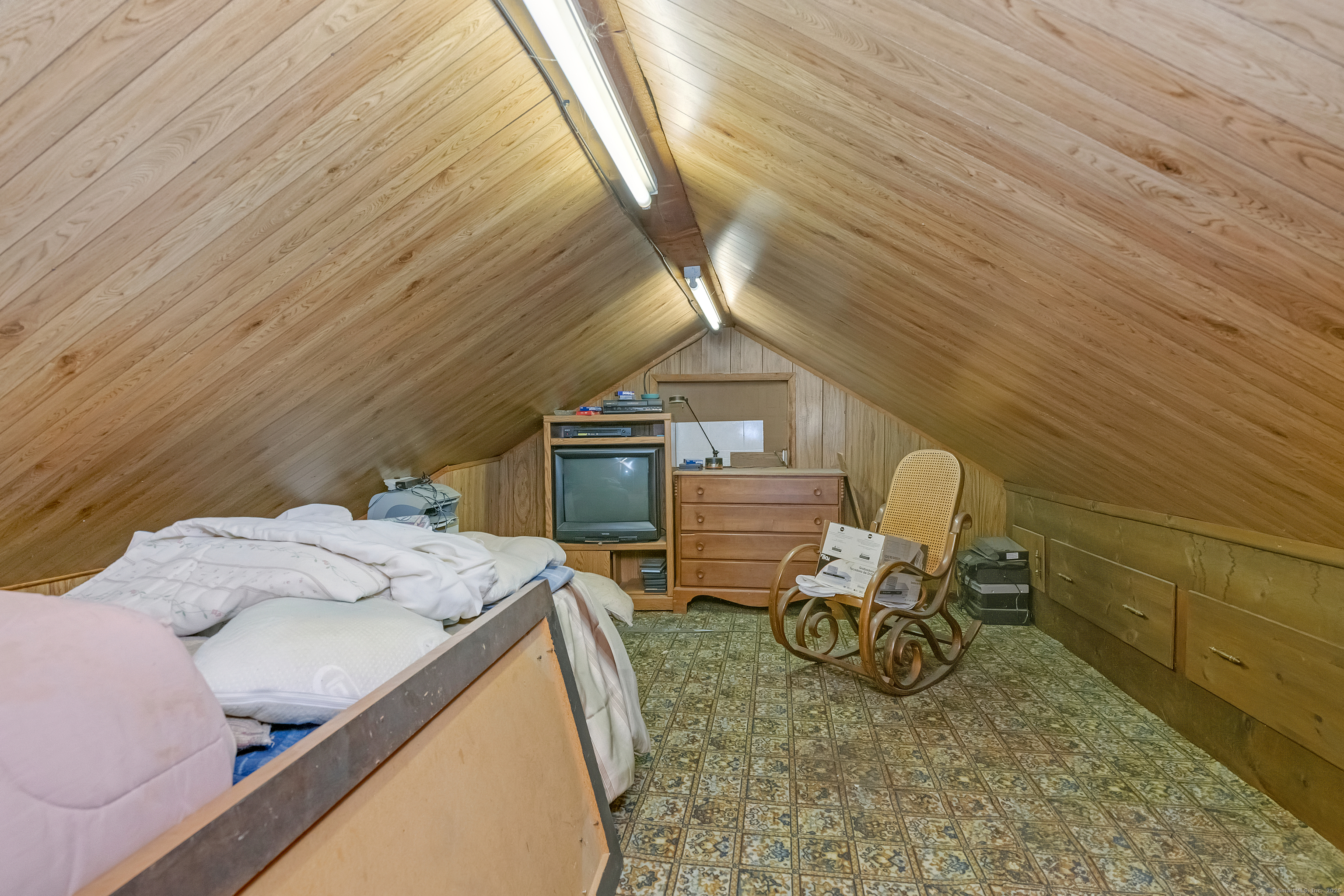 66 Middle Drive East Hartford CT 06118