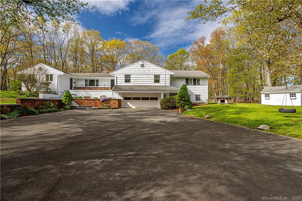 40 Ravenwood Drive Weston CT 06883