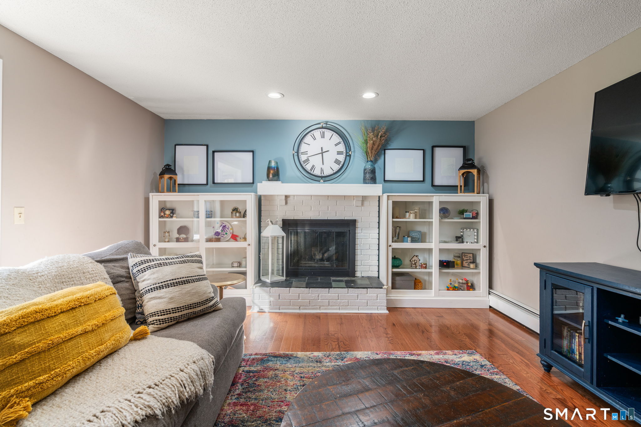 141 Lisa Drive South Windsor CT 06074