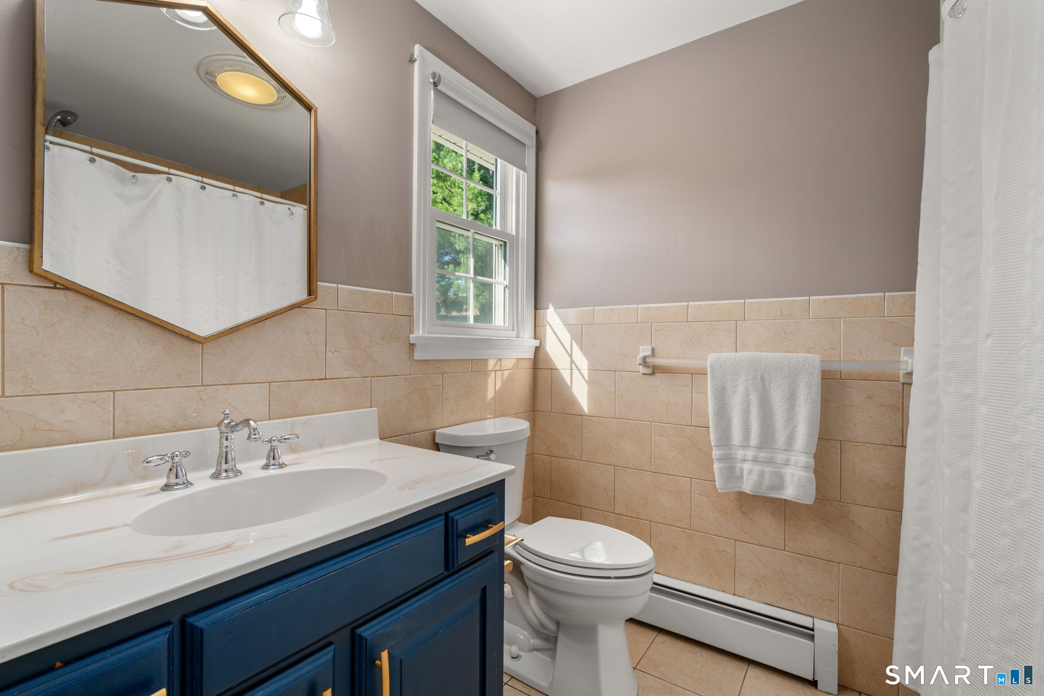 141 Lisa Drive South Windsor CT 06074