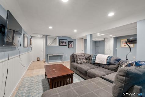 141 Lisa Drive South Windsor CT 06074