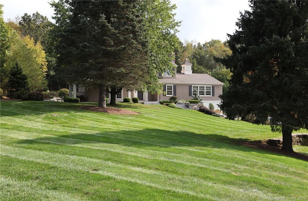 14 Saugatuck River Road Weston CT 06883