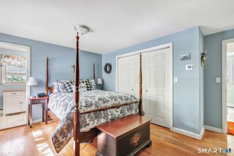 21 Overlook Place Trumbull CT 06611