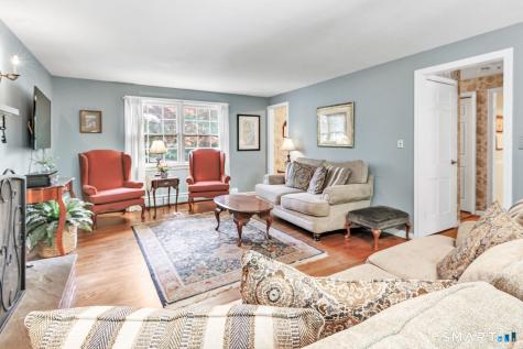 21 Overlook Place Trumbull CT 06611