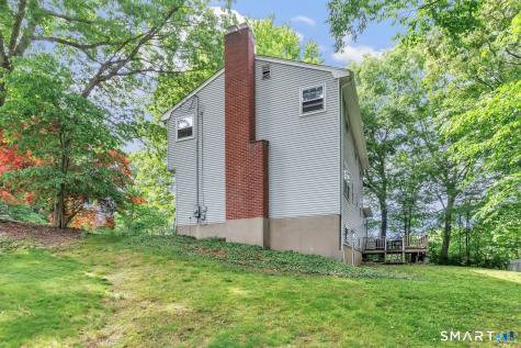 21 Overlook Place Trumbull CT 06611