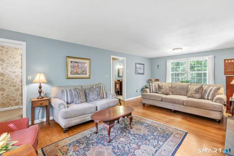 21 Overlook Place Trumbull CT 06611