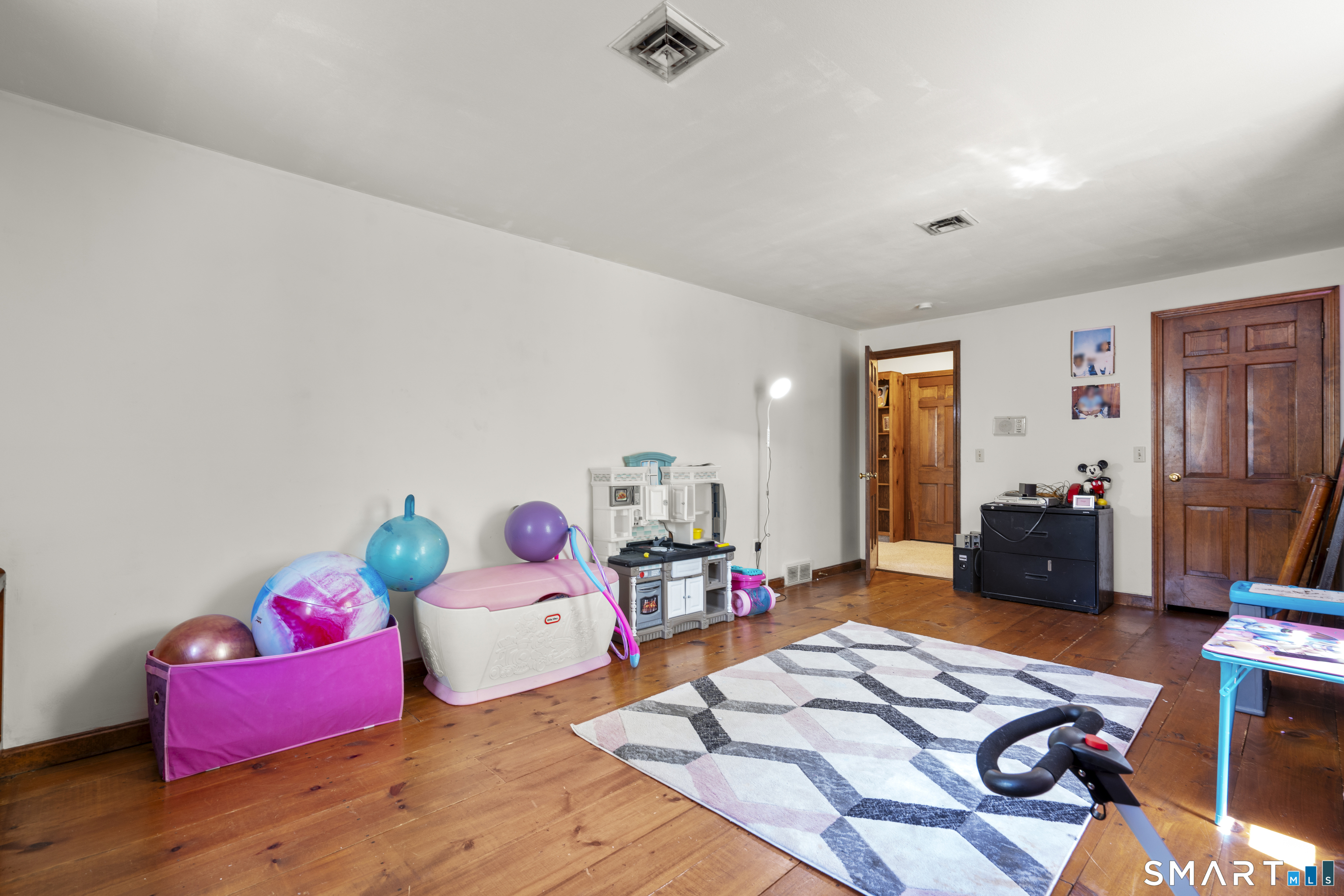81 Meeting House Road Haddam CT 06438