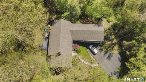81 Meeting House Road Haddam CT 06438