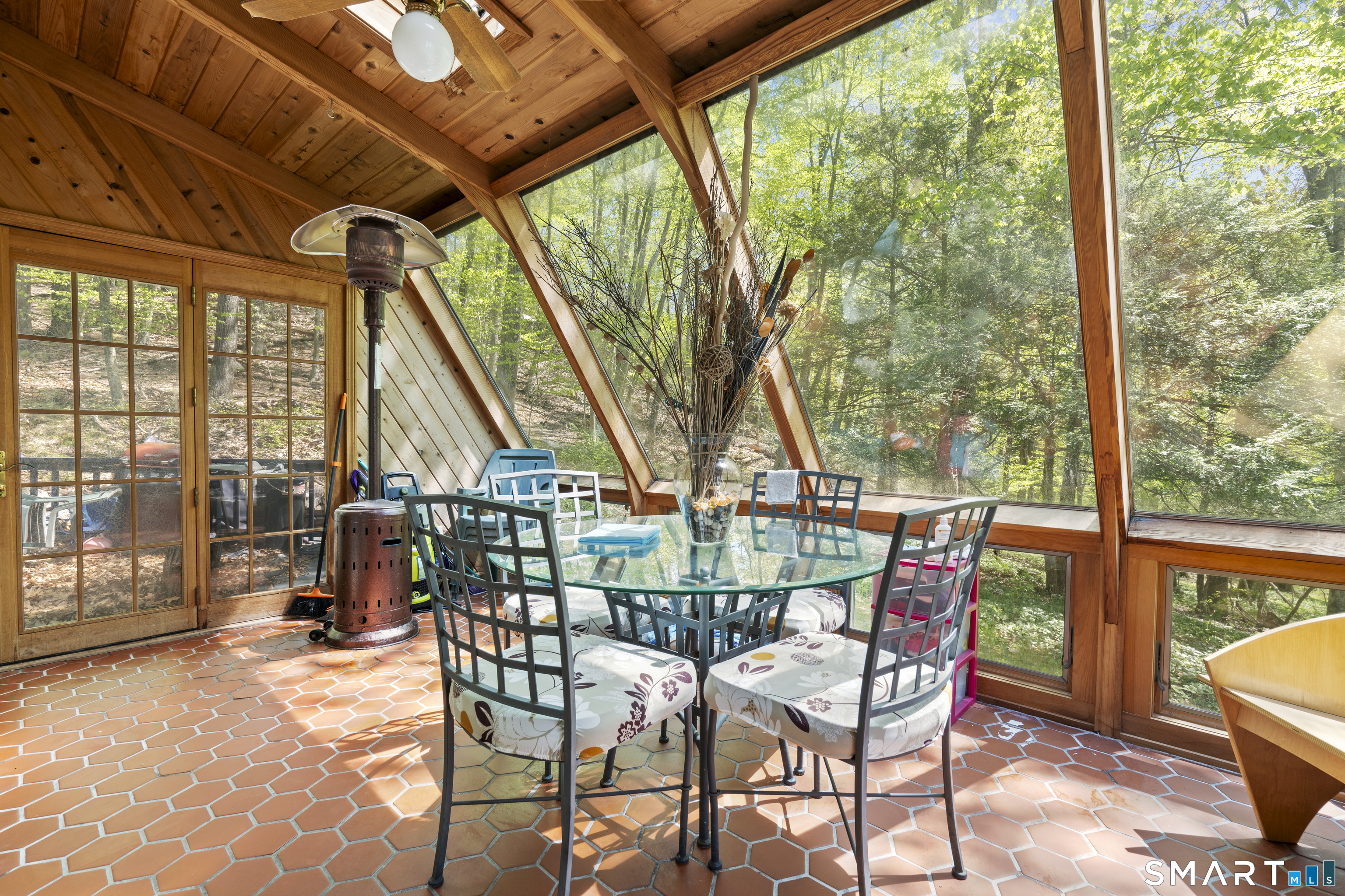81 Meeting House Road Haddam CT 06438