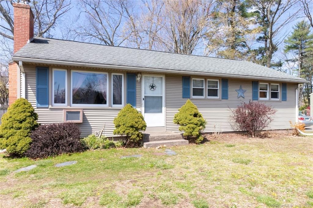 30 Raffia Road Enfield CT 06082