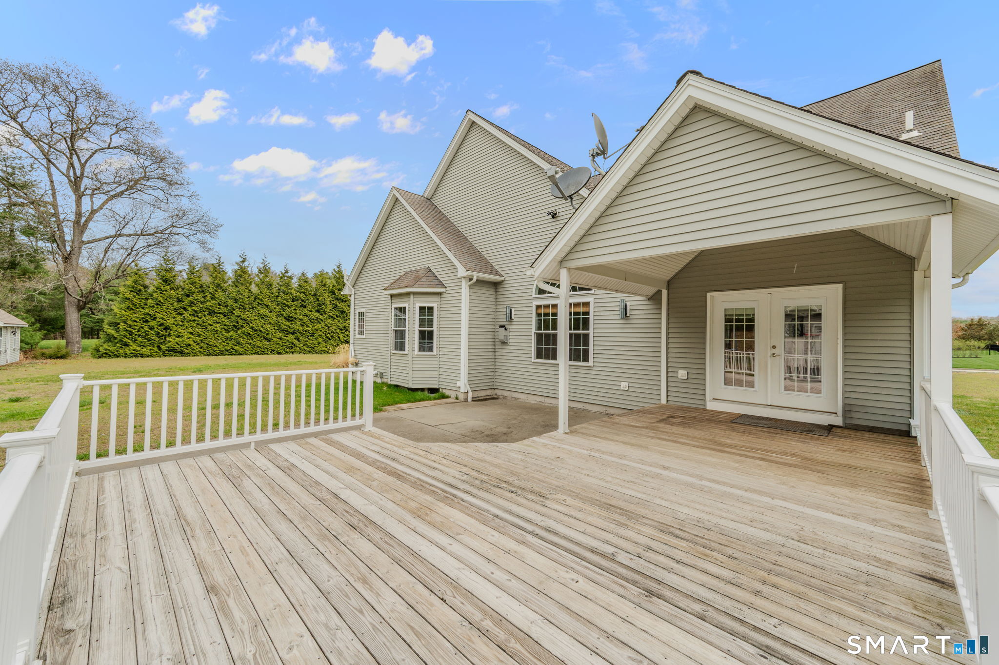 8 Quiet Cove Lane Griswold CT 06351