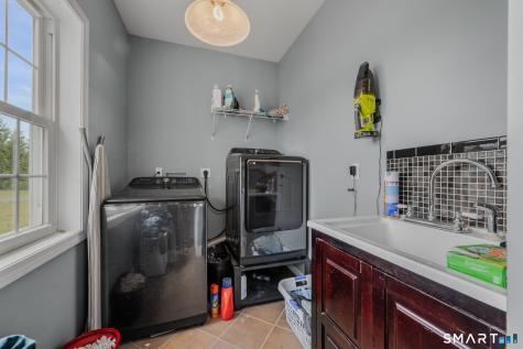 8 Quiet Cove Lane Griswold CT 06351