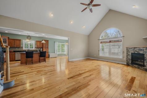8 Quiet Cove Lane Griswold CT 06351