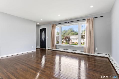 144 Beatrice Drive West Haven CT 06516