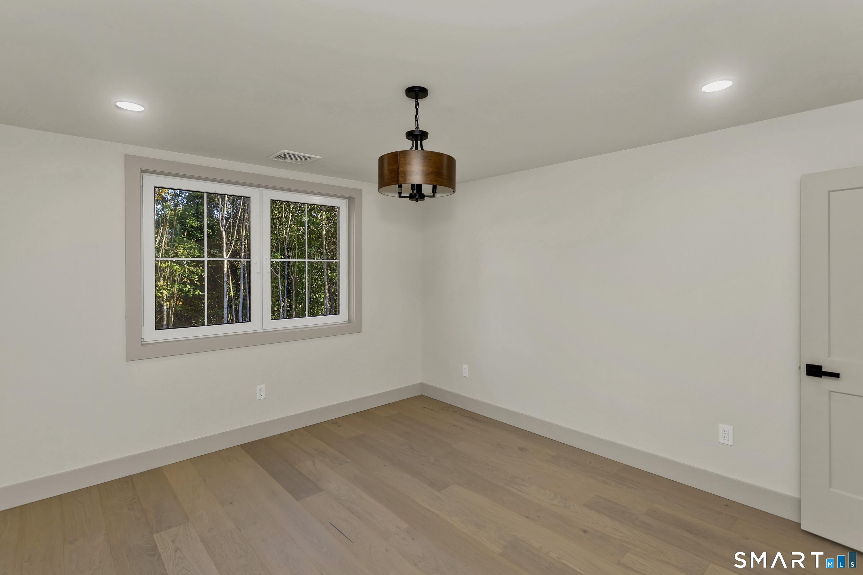 520 East St. N Suffield CT 06078