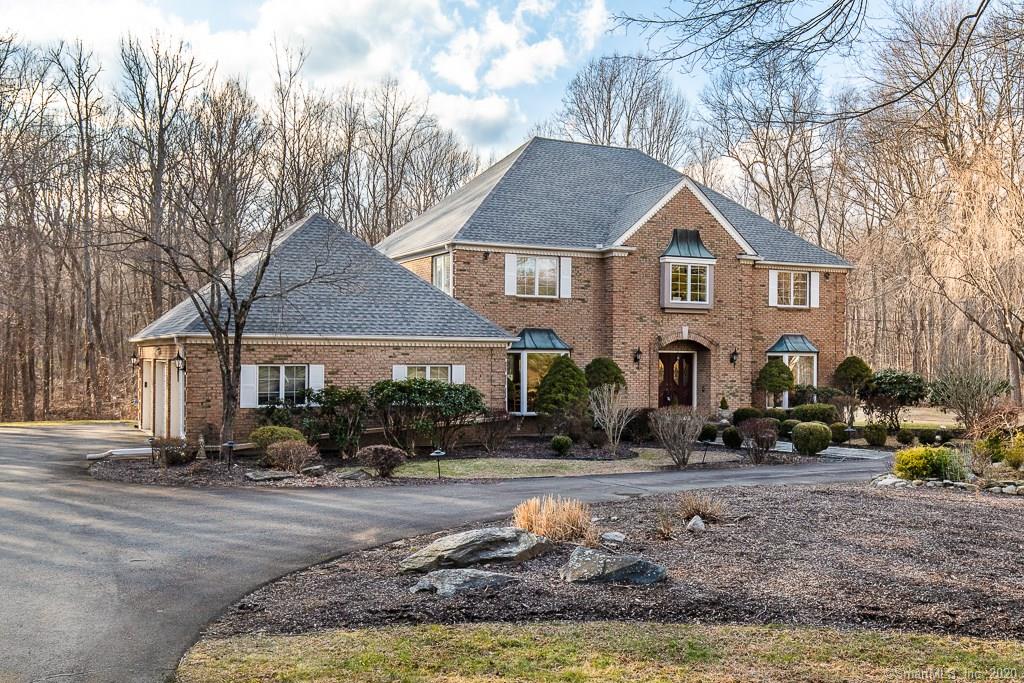 18 Grouse Lane Woodbridge CT 06525
