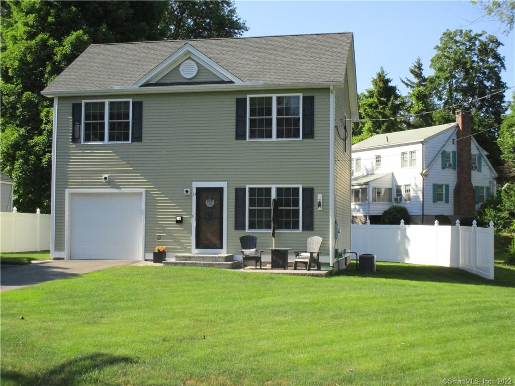 38 Glastonbury Avenue Rocky Hill CT 06067