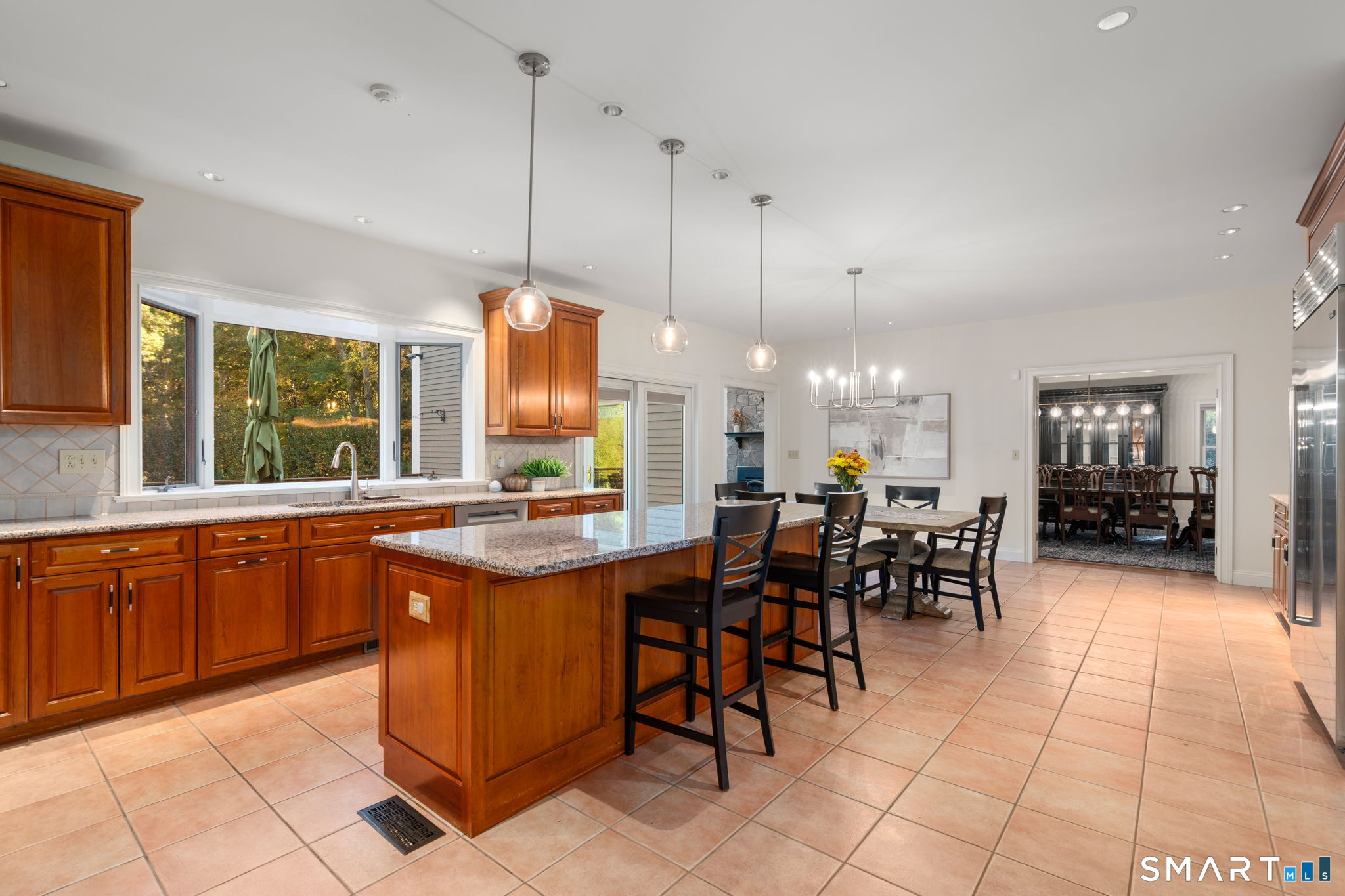 15 Adirondack Trail Easton CT 06612