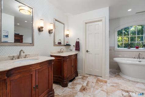 15 Adirondack Trail Easton CT 06612