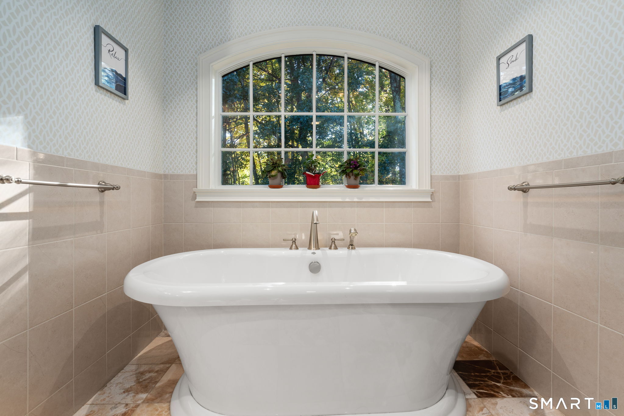 15 Adirondack Trail Easton CT 06612
