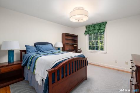 15 Adirondack Trail Easton CT 06612