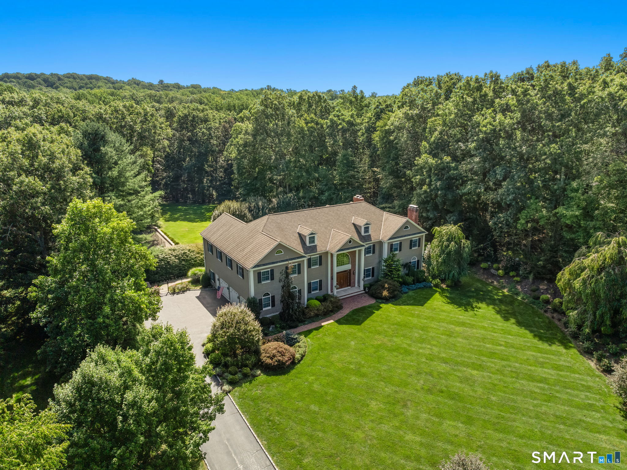 15 Adirondack Trail Easton CT 06612