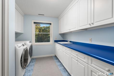 15 Adirondack Trail Easton CT 06612