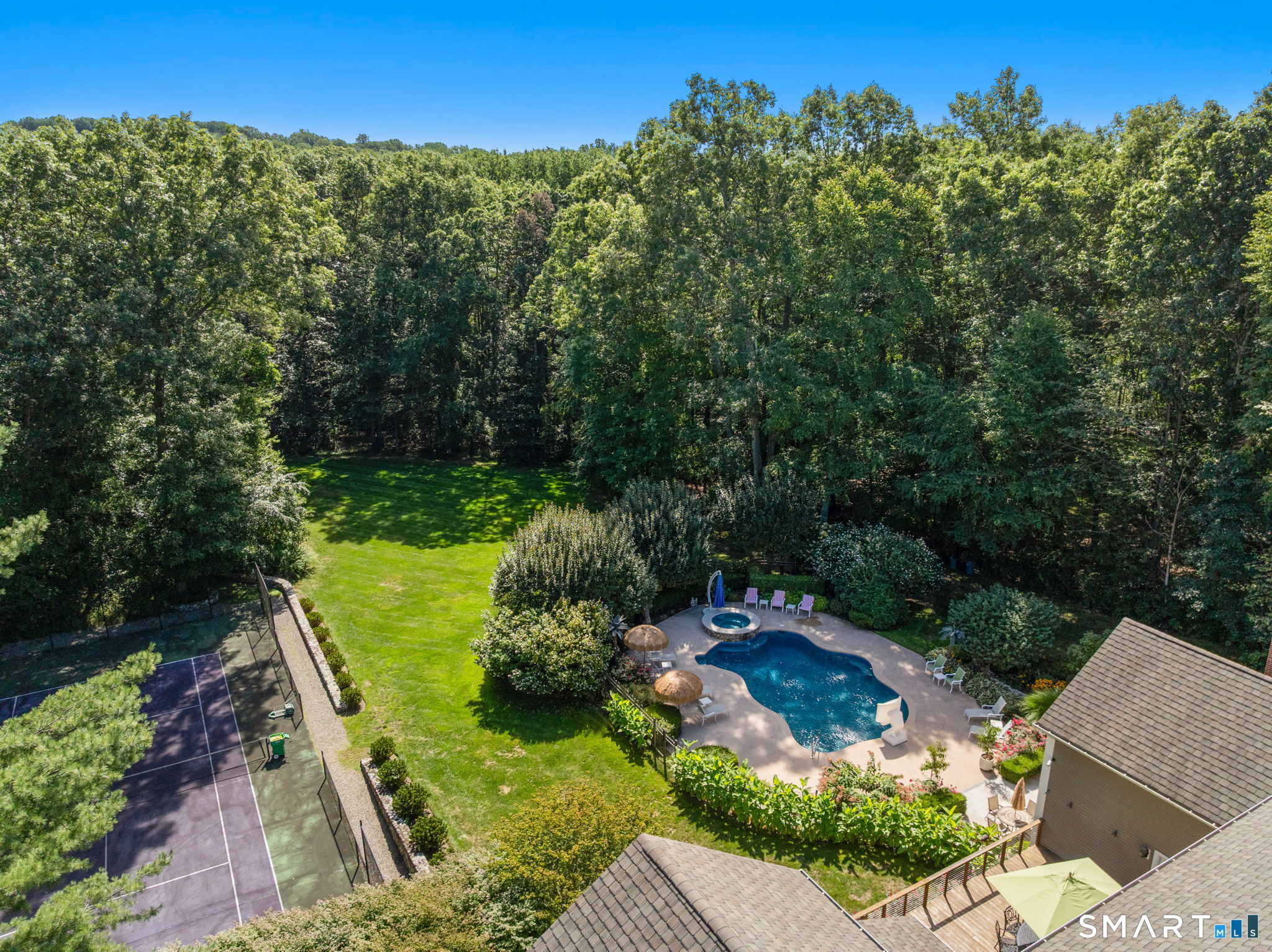 15 Adirondack Trail Easton CT 06612