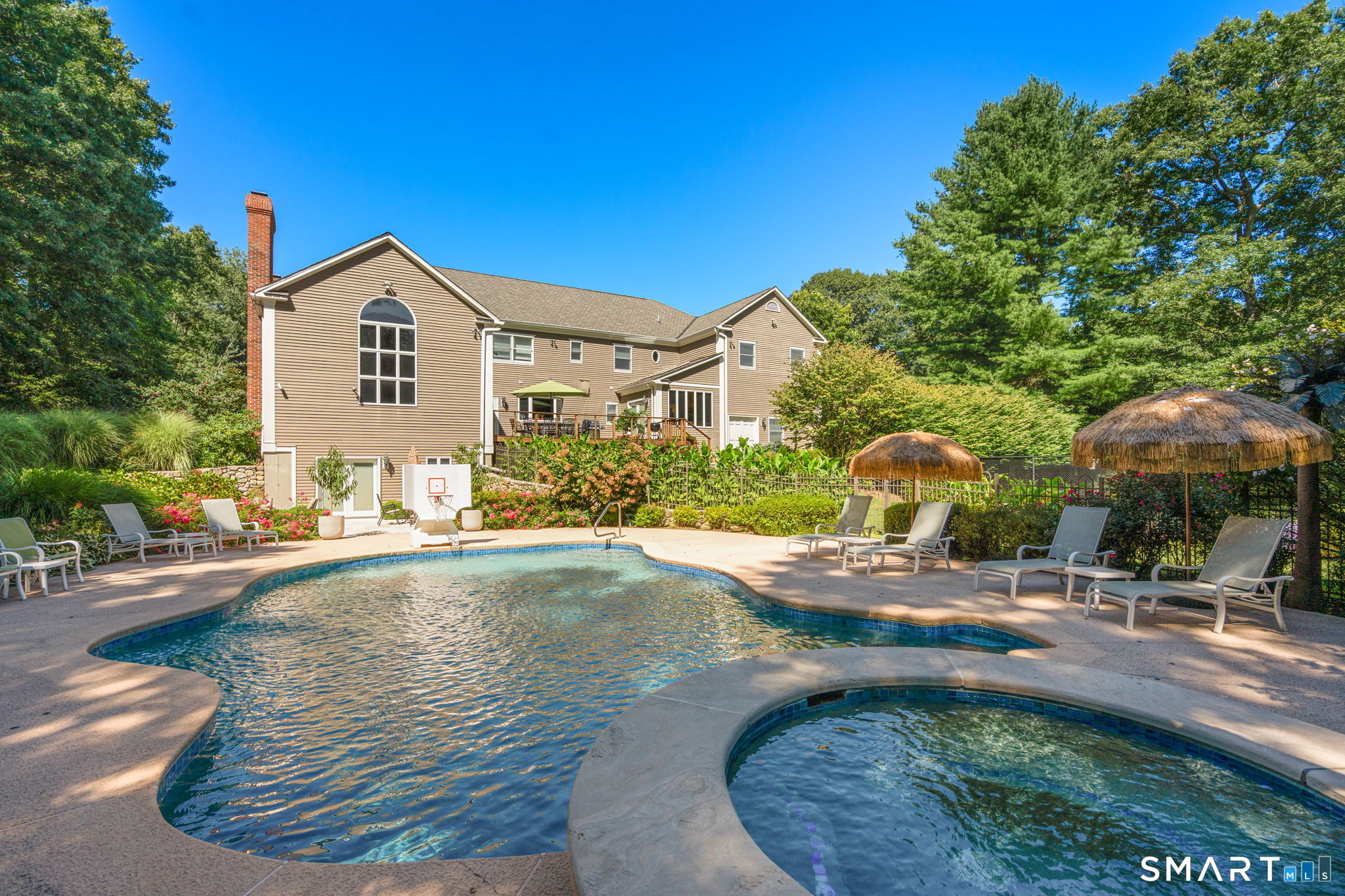 15 Adirondack Trail Easton CT 06612