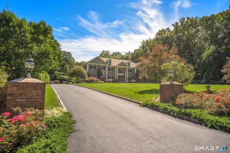 15 Adirondack Trail Easton CT 06612