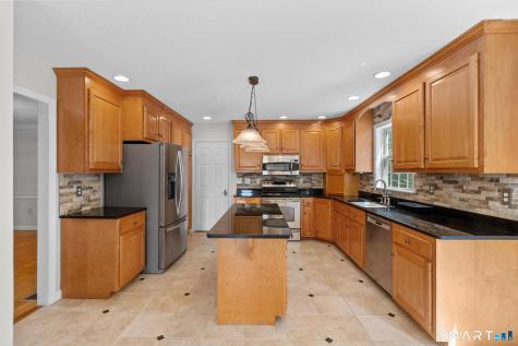 38 Thompson Hill Road Canton CT 06019
