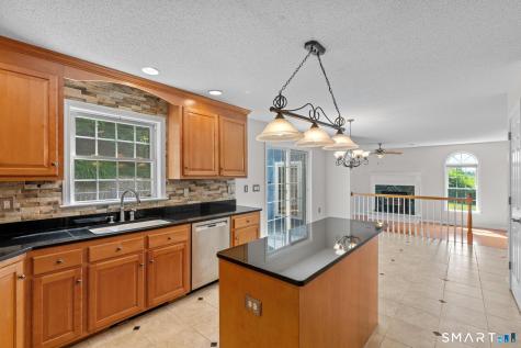 38 Thompson Hill Road Canton CT 06019