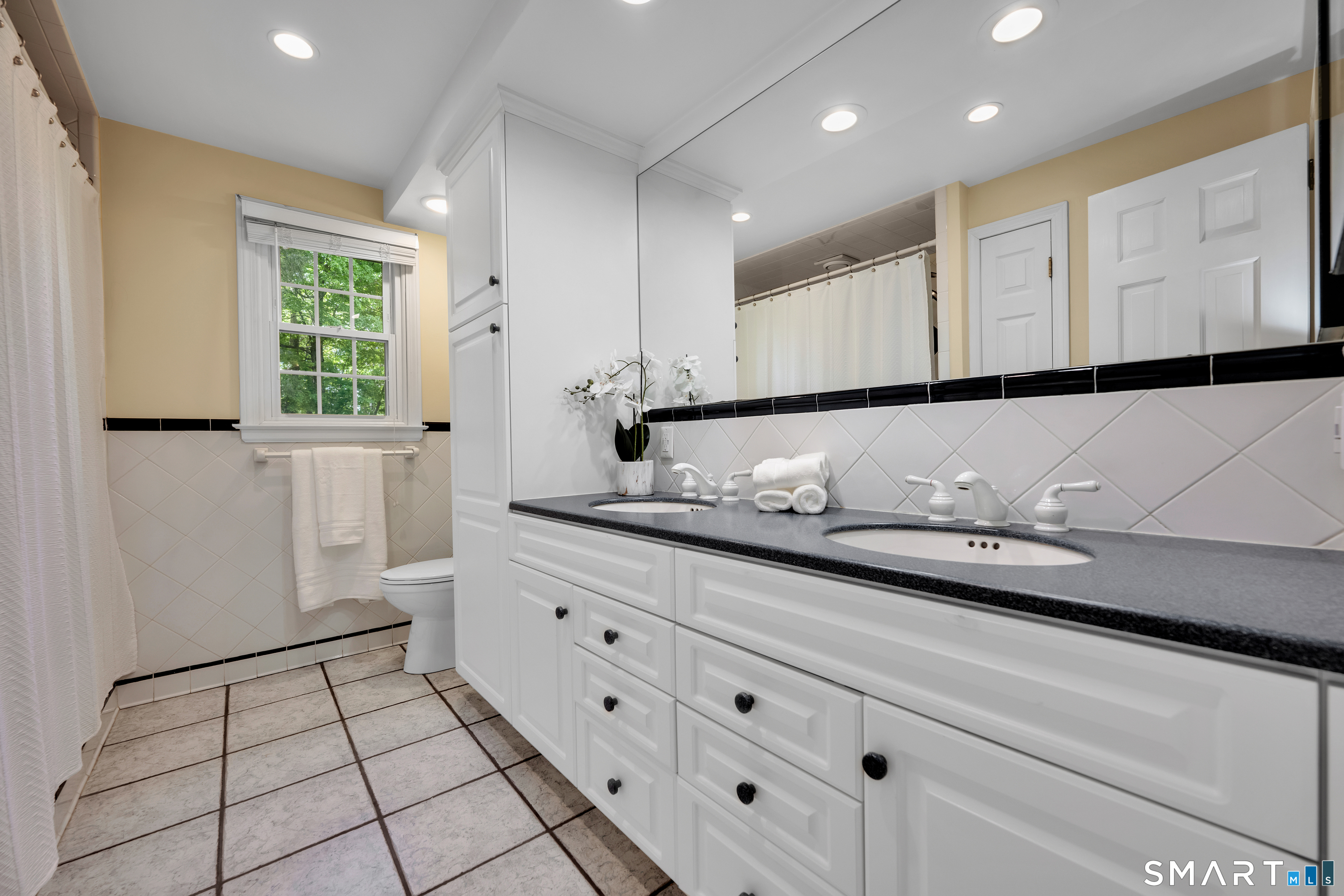 26 Buckboard Lane Avon CT 06001