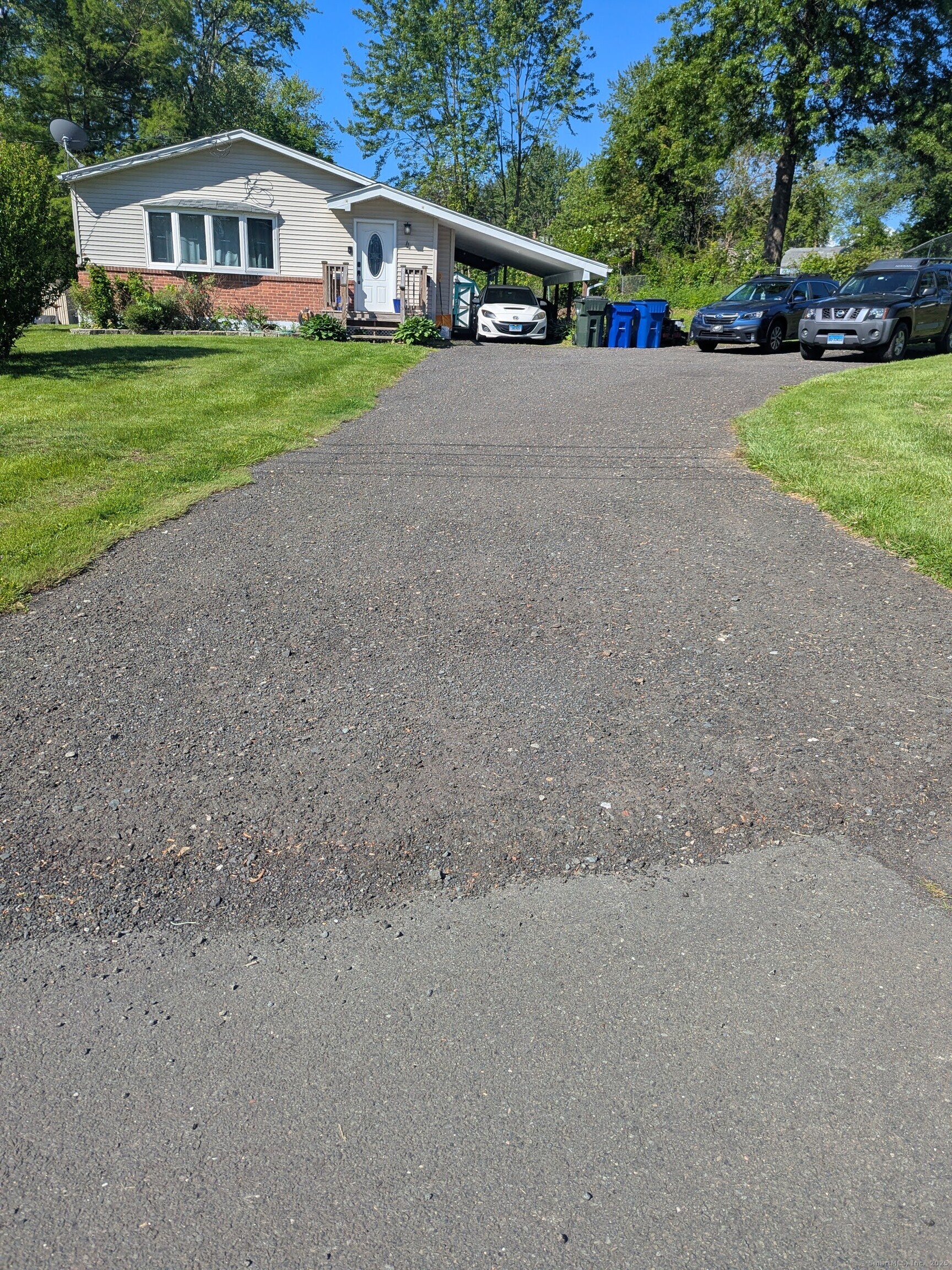 4 Lynn Lane Windsor Locks CT 06096