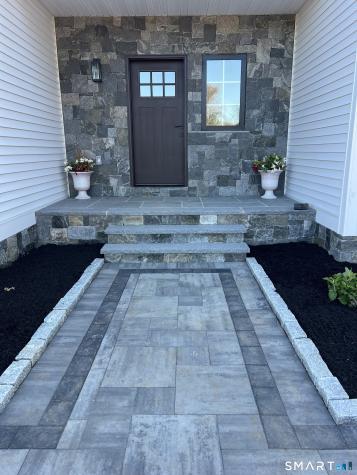 539A Boston Street Guilford CT 06437