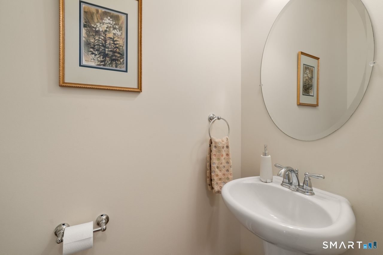 12 Stratford Road West Hartford CT 06117