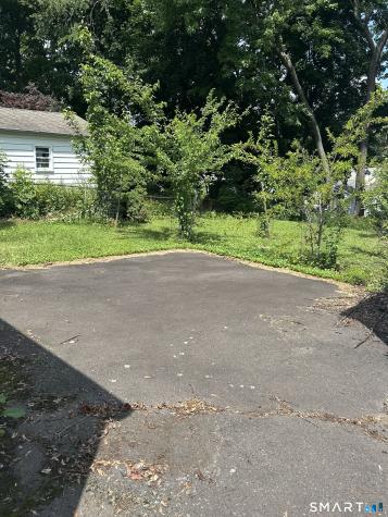 327 North Hoadley Street Naugatuck CT 06770